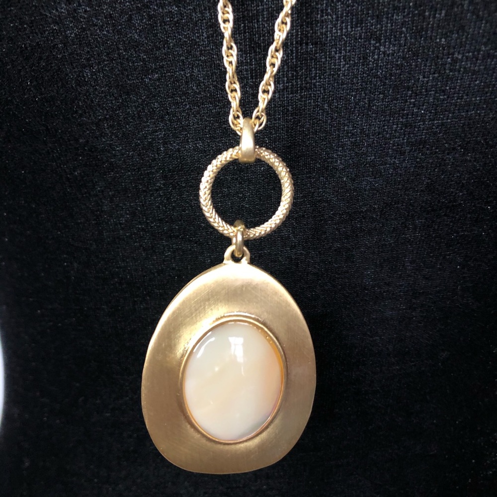🎁Lucky Brand Brushed Gold Reversible Penda…